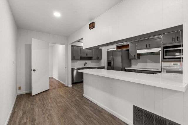 190 W Mckenzie Avenue, Stockton, CA 95204