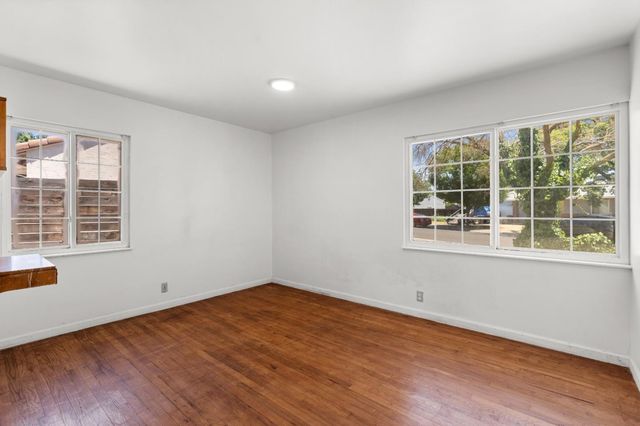 190 W Mckenzie Avenue, Stockton, CA 95204