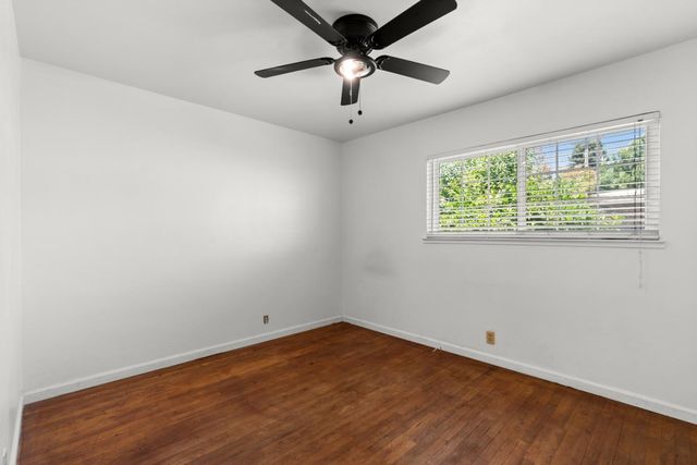 190 W Mckenzie Avenue, Stockton, CA 95204