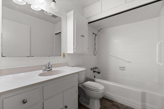 190 W Mckenzie Avenue, Stockton, CA 95204