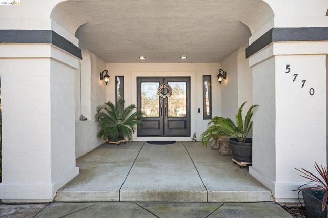 5770 Gateway Ct, Discovery Bay, CA 94505