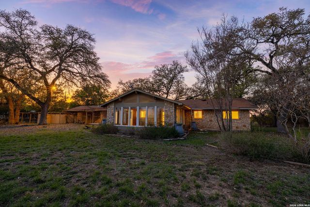 1285 Mission Valley, New Braunfels, TX 78132