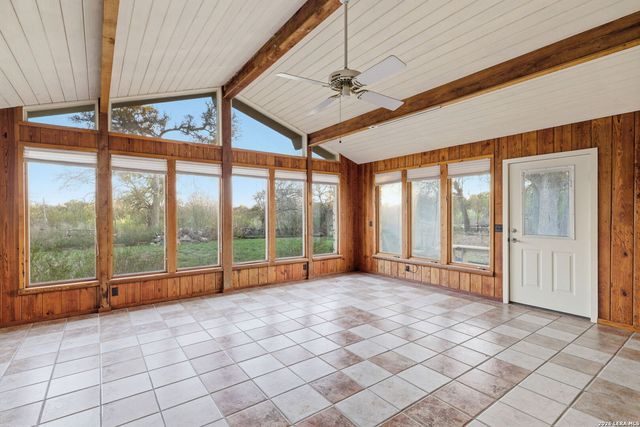 1285 Mission Valley, New Braunfels, TX 78132