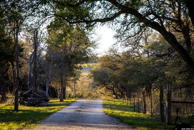 1285 Mission Valley, New Braunfels, TX 78132