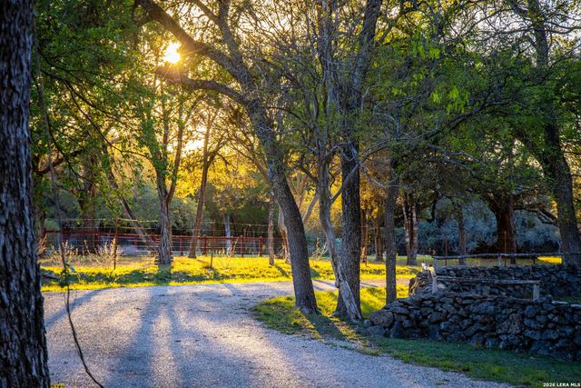 1285 Mission Valley, New Braunfels, TX 78132