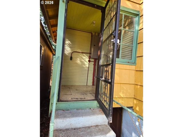 7021 Se 87TH Ave, Portland, OR 97266