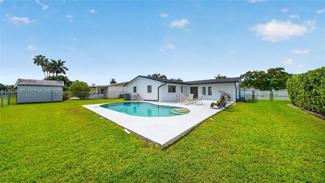 9605 SW 187th Street, Cutler Bay, FL 33157