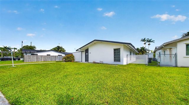 9605 SW 187th Street, Cutler Bay, FL 33157