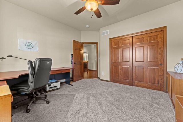 2406 Deercrest COURT, Waukesha, WI 53188