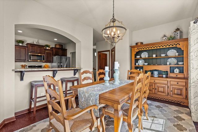 2406 Deercrest COURT, Waukesha, WI 53188
