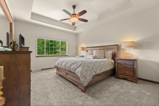 2406 Deercrest COURT, Waukesha, WI 53188
