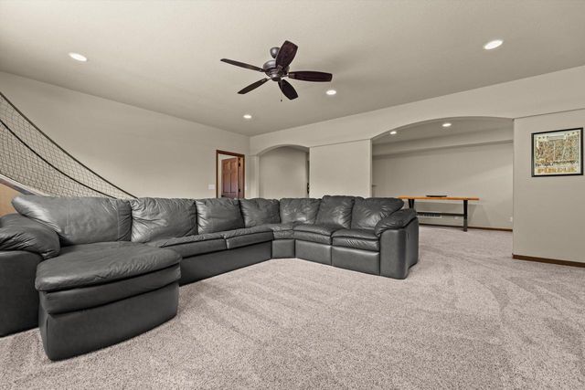 2406 Deercrest COURT, Waukesha, WI 53188