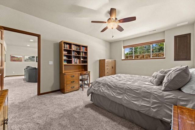 2406 Deercrest COURT, Waukesha, WI 53188