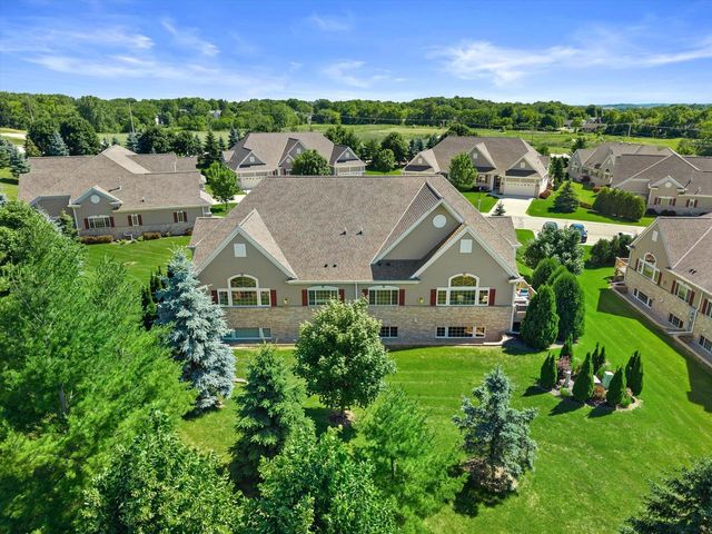 2406 Deercrest COURT, Waukesha, WI 53188
