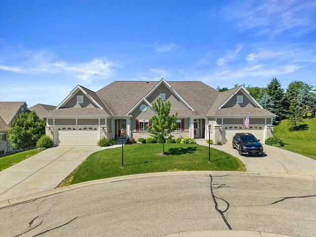 2406 Deercrest COURT, Waukesha, WI 53188