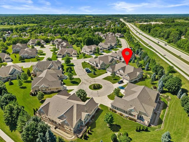 2406 Deercrest COURT, Waukesha, WI 53188
