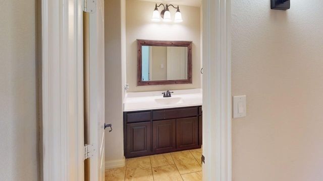 1006 Jamal Drive, Euless, TX 76040