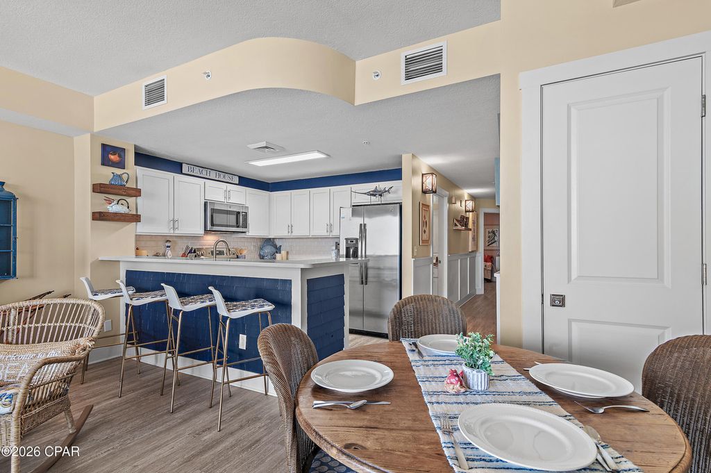 Image 18 of property listing at 15928 Front Beach Road 32005, Panama City Beach, FL 32413