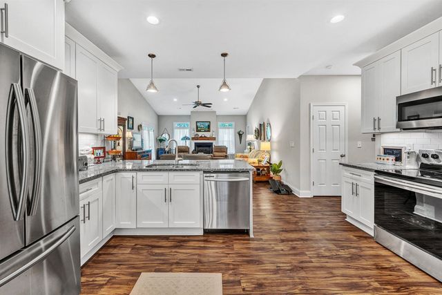 4273 Daugherty RD, Salem, VA 24153