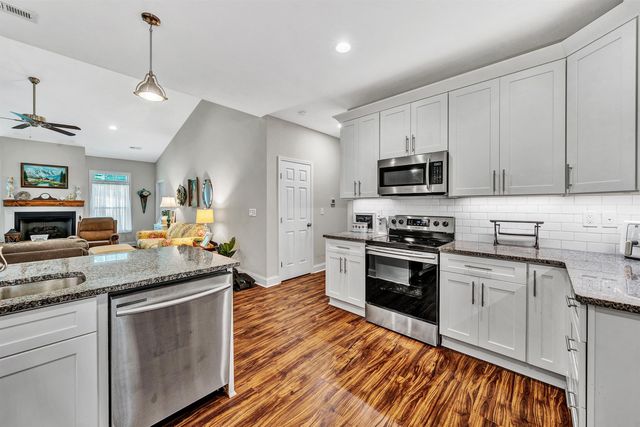 4273 Daugherty RD, Salem, VA 24153