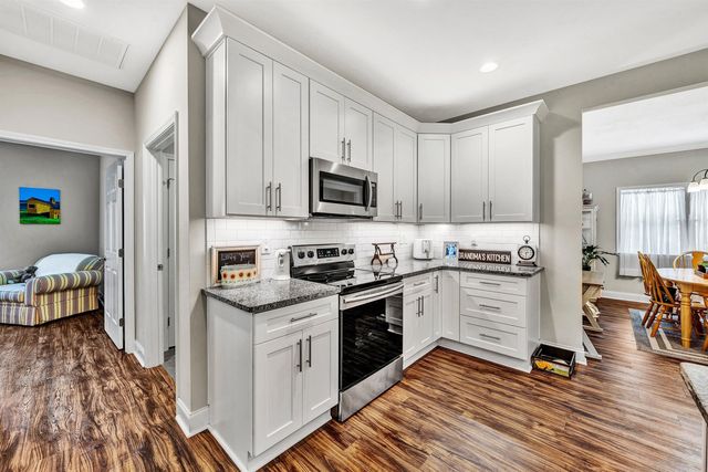 4273 Daugherty RD, Salem, VA 24153