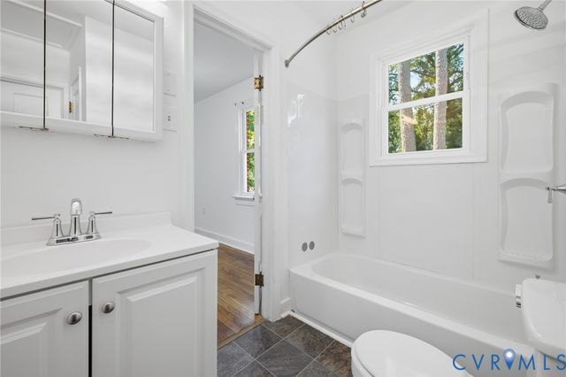 1584 Mount Vernon St, Petersburg, VA 23805