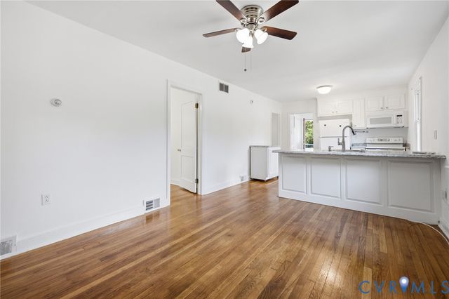 1584 Mount Vernon St, Petersburg, VA 23805