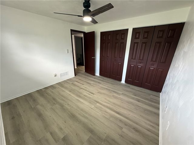 106 Palmetto Dr, Penn Hills, PA 15235