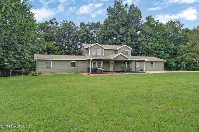 2014 Double Top Rd, Jamestown, TN 38556