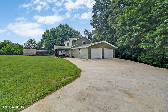 2014 Double Top Rd, Jamestown, TN 38556