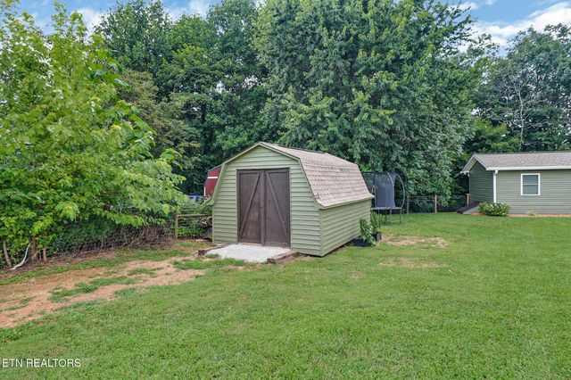 2014 Double Top Rd, Jamestown, TN 38556