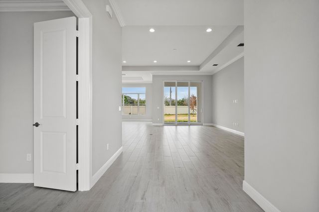 5697 Bent Pine Square, Vero Beach, FL 32967