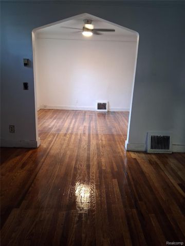 19673 Irvington Street, Highland Park, MI 48203