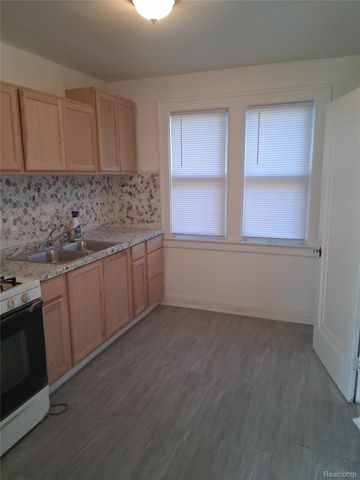 19673 Irvington Street, Highland Park, MI 48203