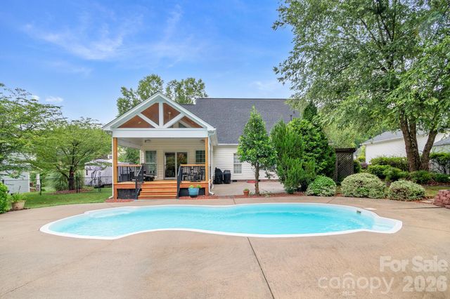 209 SouthFork Lane, Belmont, NC 28012