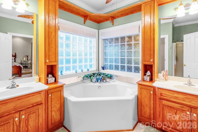 209 SouthFork Lane, Belmont, NC 28012