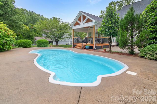209 SouthFork Lane, Belmont, NC 28012