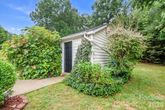 209 SouthFork Lane, Belmont, NC 28012