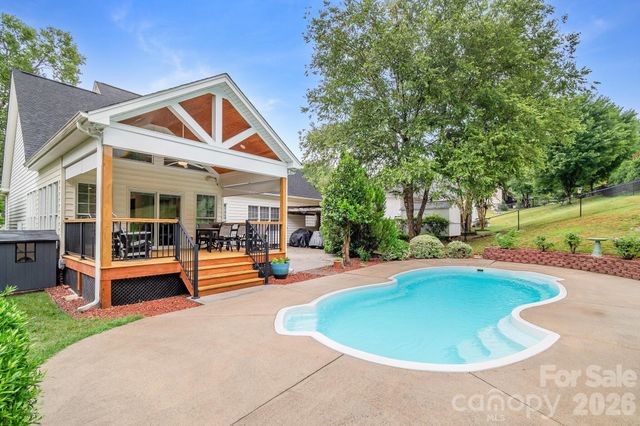 209 SouthFork Lane, Belmont, NC 28012