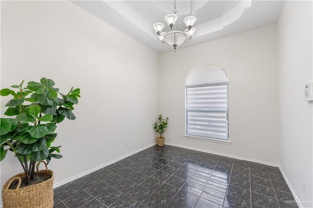 4207 Hill Crest Drive, Mission, TX 78573