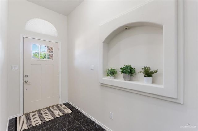 4207 Hill Crest Drive, Mission, TX 78573