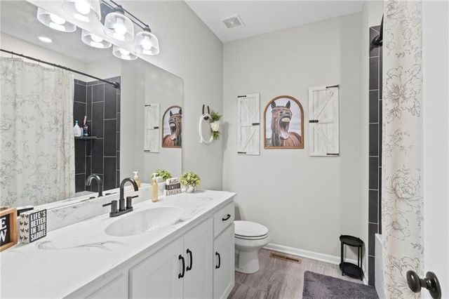 7710 NE 107th Street, Kansas City, MO 64157