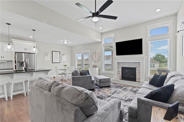 7710 NE 107th Street, Kansas City, MO 64157