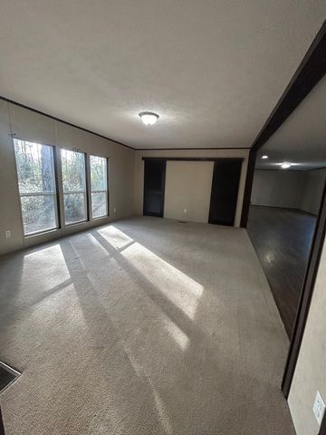 107 Oswichee Road, Fort Mitchell, AL 36856