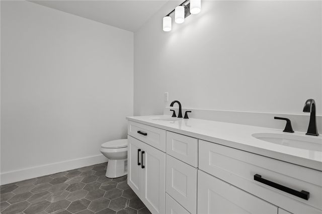 700 Sandy Lane 3, Warwick, RI 02889