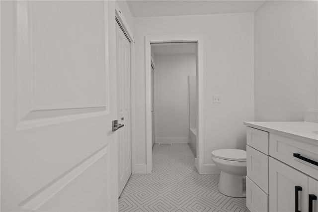 700 Sandy Lane 3, Warwick, RI 02889