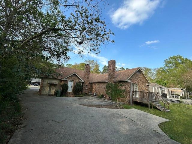 2006 Mamie St., Hattiesburg, MS 39401