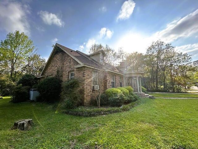 2006 Mamie St., Hattiesburg, MS 39401