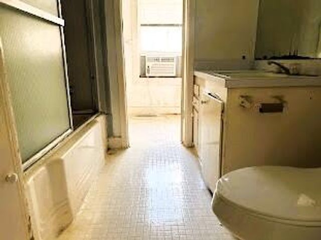 2006 Mamie St., Hattiesburg, MS 39401