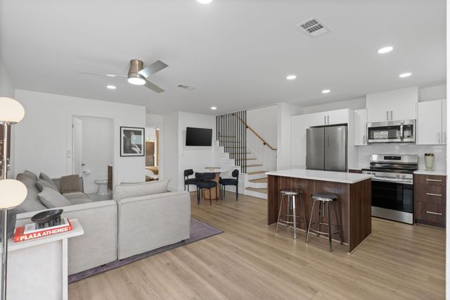 7608 De Priest Street 1, Houston, TX 77088